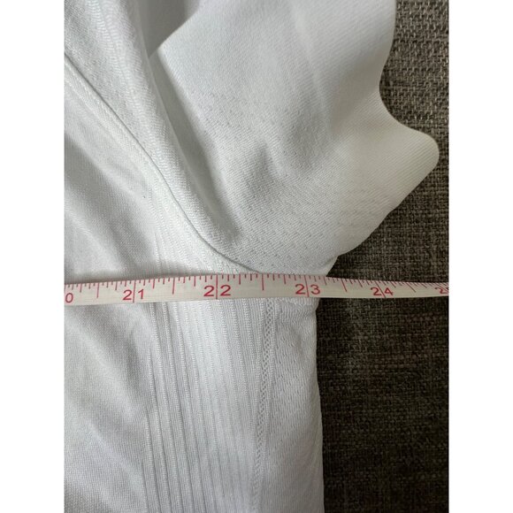 All In Motion Womens White Moisture Wicking Ventilating Crop Top Size XXL - Picture 7 of 8